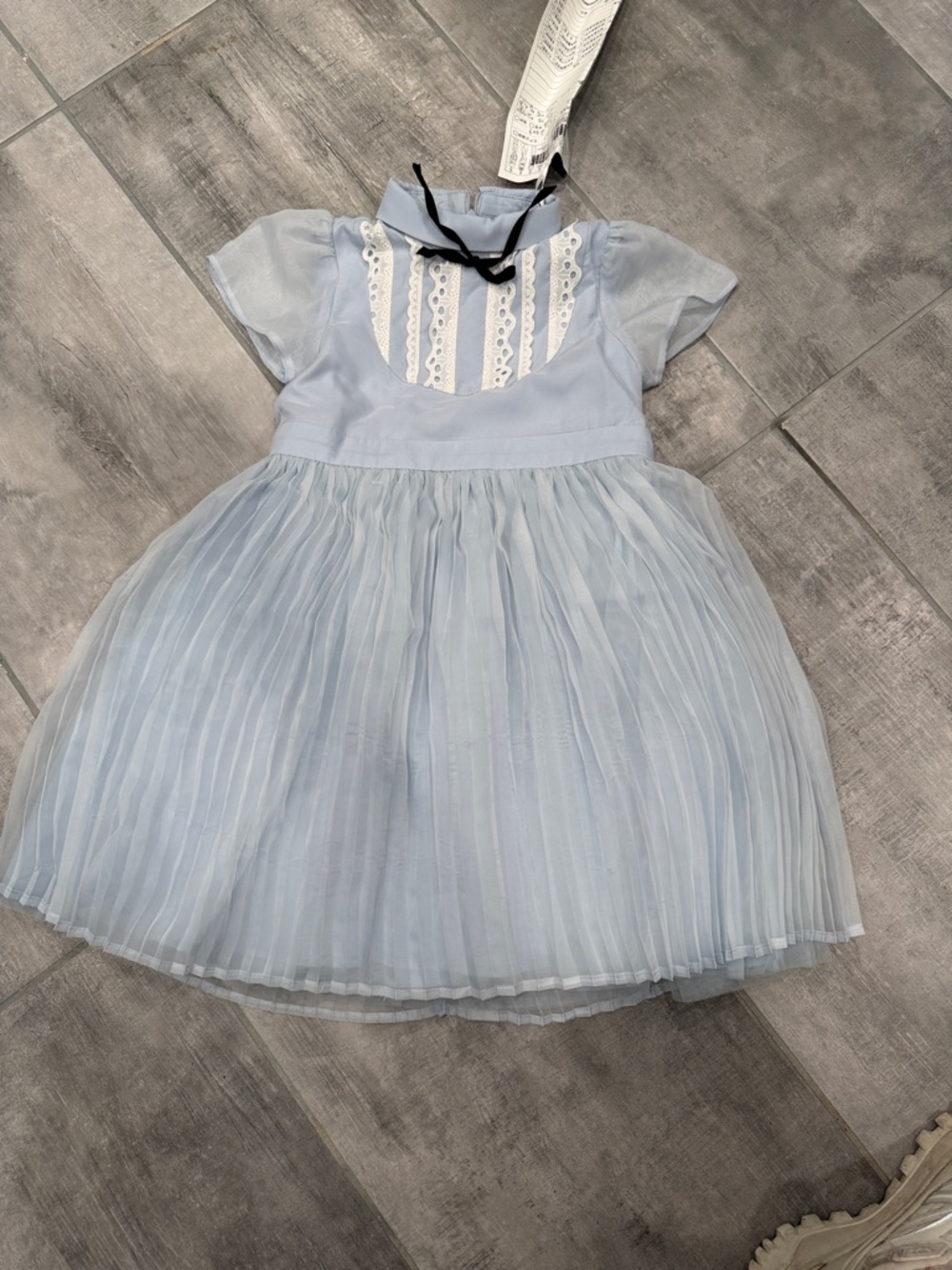 Girls' Light Blue Pleated Lace-Yoke Formal Dress with Ribbon Collar